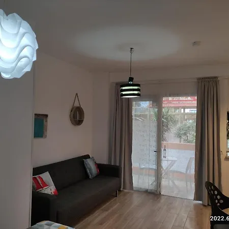 Hand Made Апартаменты *